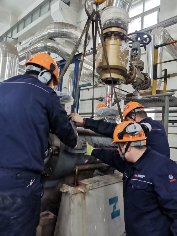 yuanlt_1.jpg yuanlt_1.jpg